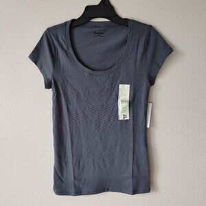 NWT No Boundaries Slate Grey Scoop Neck Tee Size XS
